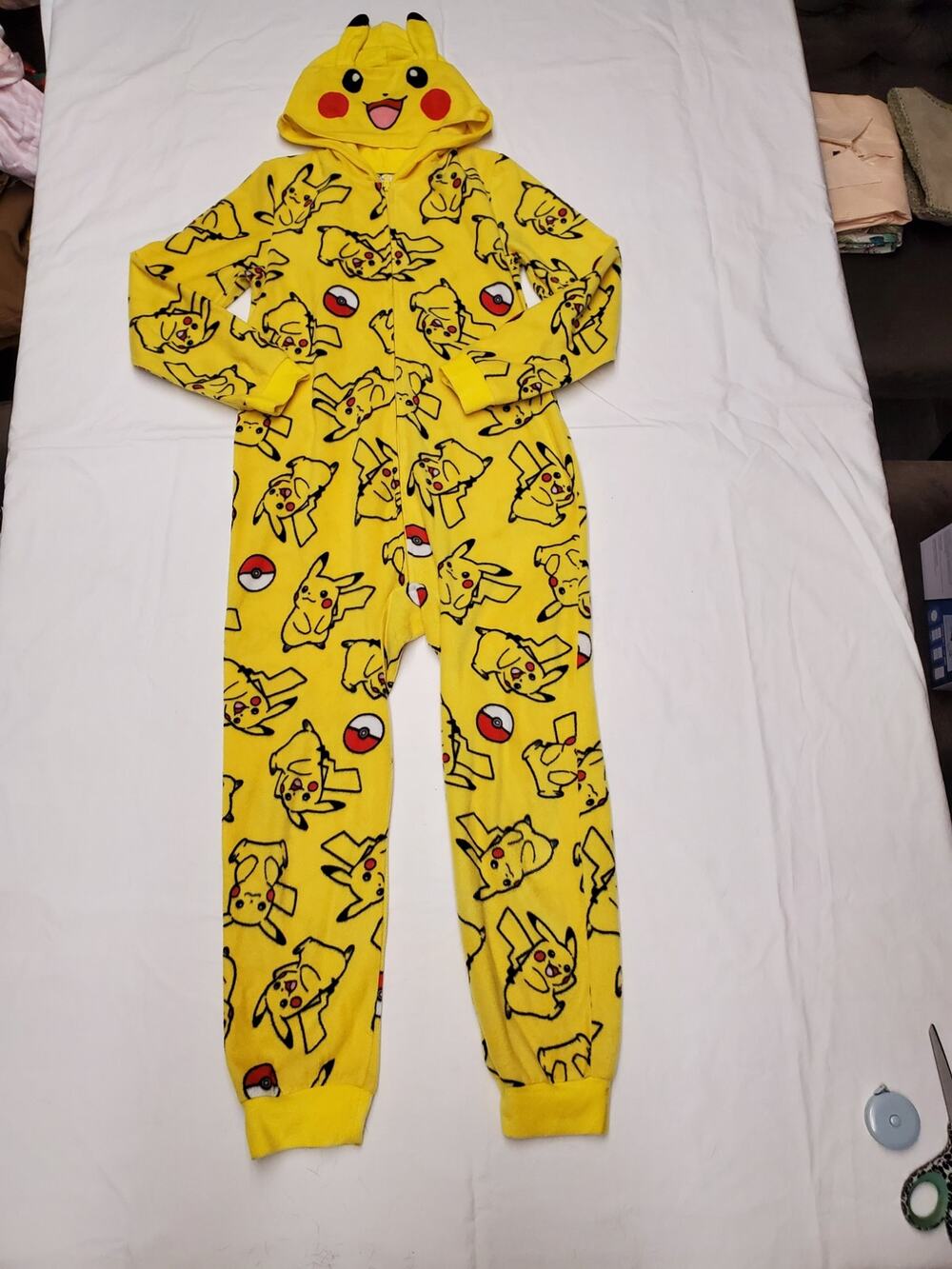 Pokemon Pikachu Kids Hooded Zip Onesie Pajama Sz 10/12 Flame Resistant